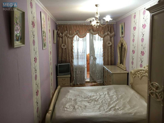 Оренда 2 кімнатної квартири, <a class="location-link" href="/kiev/" title="Недвижимость Київ">Київ</a>, <a class="location-link" href="/kiev/svyatoshinskij/" title="Недвижимость Святошинський район">Святошинський р-н</a>, Академика Королева просп., 12г (изображение 2)