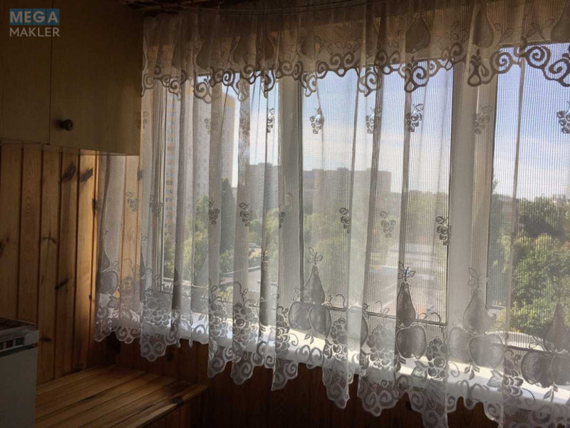 Оренда 2 кімнатної квартири, <a class="location-link" href="/kiev/" title="Недвижимость Київ">Київ</a>, <a class="location-link" href="/kiev/svyatoshinskij/" title="Недвижимость Святошинський район">Святошинський р-н</a>, Академика Королева просп., 12г (изображение 21)