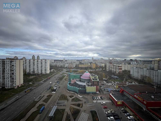 Продаж 5 кімнатної квартири (179/?/40), 15 пов. 16 пов. будинку, <a class="location-link" href="/kiev/" title="Недвижимость Київ">Київ</a>, <a class="location-link" href="/kiev/obolonskij/" title="Недвижимость Оболонський район">Оболонський р-н</a>, Оболонский просп., 6/А (изображение 4)