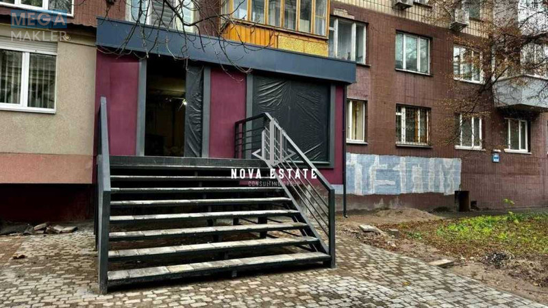 Оренда комерційної нерухомості, 50&nbsp;кв.м, под магазин, <a class="location-link" href="/kiev/" title="Недвижимость Київ">Київ</a>, <a class="location-link" href="/kiev/pecherskij/" title="Недвижимость Печерський район">Печерський р-н</a>, Микільський пров., 1 (изображение 2)