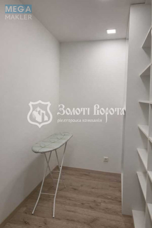 Продаж 3 кімнатної квартири (125/70/20), 6 пов. 16 пов. будинку, <a class="location-link" href="/kiev/" title="Недвижимость Київ">Київ</a>, <a class="location-link" href="/kiev/pecherskij/" title="Недвижимость Печерський район">Печерський р-н</a>, Ділова вул., 2б (изображение 12)