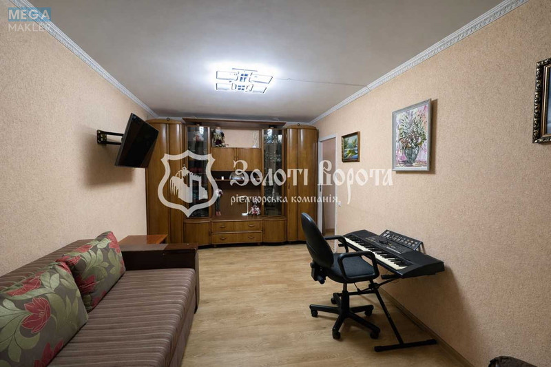 Продаж 2 кімнатної квартири (47/27/9), 2 пов. 16 пов. будинку, <a class="location-link" href="/kiev/" title="Недвижимость Київ">Київ</a>, <a class="location-link" href="/kiev/svyatoshinskij/" title="Недвижимость Святошинський район">Святошинський р-н</a>, Володимира Покотила вул., 1 (изображение 3)