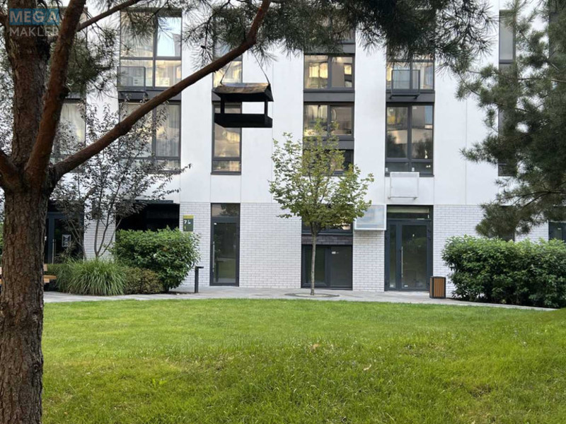 Продаж 2 кімнатної квартири (78/26/30), 4 пов. 9 пов. будинку, <a class="location-link" href="/kiev/" title="Недвижимость Київ">Київ</a>, <a class="location-link" href="/kiev/shevchenkovskij/" title="Недвижимость Шевченківський район">Шевченківський р-н</a>, Салютная ул., 2 (изображение 2)