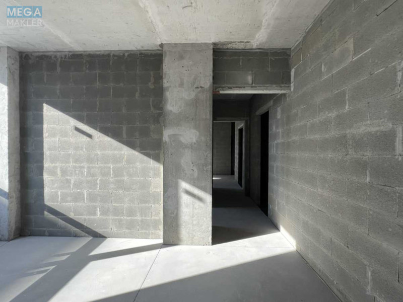 Продаж 2 кімнатної квартири (78/26/30), 4 пов. 9 пов. будинку, <a class="location-link" href="/kiev/" title="Недвижимость Київ">Київ</a>, <a class="location-link" href="/kiev/shevchenkovskij/" title="Недвижимость Шевченківський район">Шевченківський р-н</a>, Салютная ул., 2 (изображение 10)