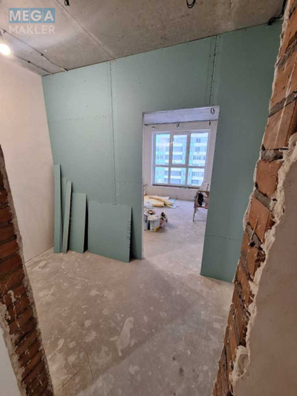 Новобудова, 20 поверхів, <a class="location-link" href="/kiev/" title="Недвижимость Київ">Київ</a>, <a class="location-link" href="/kiev/podolskij/" title="Недвижимость Подільський район">Подільський р-н</a>, Вышгородская ул., 45 (изображение 7)