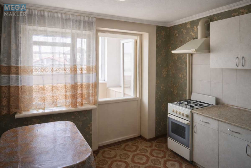 Продаж 3 кімнатної квартири (74/40/7), 4 пов. 10 пов. будинку, <a class="location-link" href="/kiev/" title="Недвижимость Київ">Київ</a>, <a class="location-link" href="/kiev/dneprovskij/" title="Недвижимость Дніпровський район">Дніпровський р-н</a>, Калачівська вул., 9 (изображение 5)