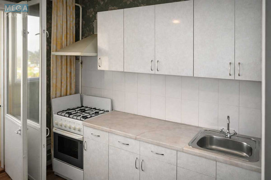 Продаж 3 кімнатної квартири (74/40/7), 4 пов. 10 пов. будинку, <a class="location-link" href="/kiev/" title="Недвижимость Київ">Київ</a>, <a class="location-link" href="/kiev/dneprovskij/" title="Недвижимость Дніпровський район">Дніпровський р-н</a>, Калачівська вул., 9 (изображение 6)