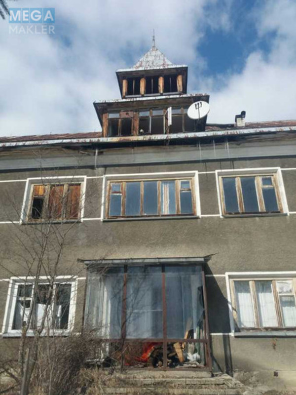 Продаж дома, 2&nbsp;поверху, 500&nbsp;кв.м, 13&nbsp;кімнат, ділянка 50&nbsp;соток, <a class="location-link" href="/verhovina/" title="Недвижимость Верховина">Верховина</a>, Невестюка (изображение 7)