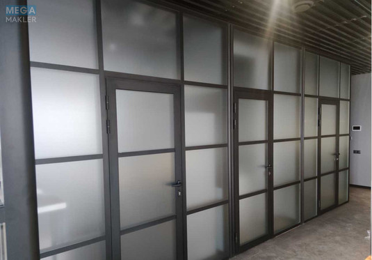 Оренда комерційної нерухомості, 100&nbsp;кв.м, под офис, <a class="location-link" href="/kiev/" title="Недвижимость Київ">Київ</a>, <a class="location-link" href="/kiev/goloseevskij/" title="Недвижимость Голосіївський район">Голосіївський р-н</a>, Жилянська вул., 68 (изображение 3)