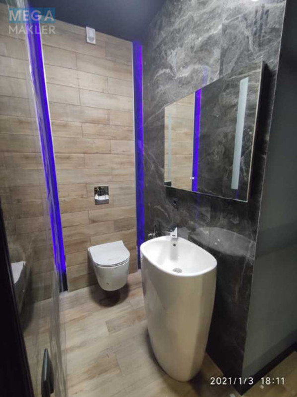 Оренда комерційної нерухомості, 100&nbsp;кв.м, под офис, <a class="location-link" href="/kiev/" title="Недвижимость Київ">Київ</a>, <a class="location-link" href="/kiev/goloseevskij/" title="Недвижимость Голосіївський район">Голосіївський р-н</a>, Жилянська вул., 68 (изображение 12)