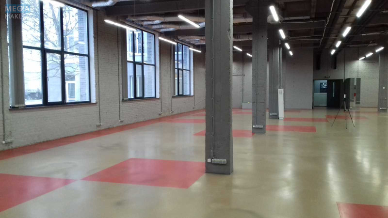 Оренда комерційної нерухомості, 565&nbsp;кв.м, под офис, <a class="location-link" href="/kiev/" title="Недвижимость Київ">Київ</a>, <a class="location-link" href="/kiev/solomenskij/" title="Недвижимость Солом'янський район">Солом'янський р-н</a>, Польова вул., 21 (изображение 4)