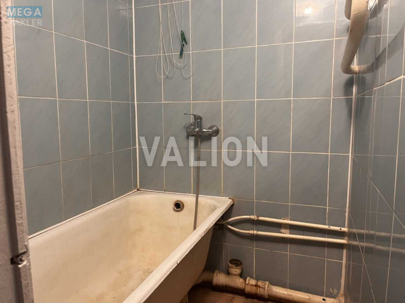 Продаж 3 кімнатної квартири (69/?/8), 8 пов. 16 пов. будинку, <a class="location-link" href="/kiev/" title="Недвижимость Київ">Київ</a>, <a class="location-link" href="/kiev/solomenskij/" title="Недвижимость Солом'янський район">Солом'янський р-н</a>, Патріарха Мстислава Скрипника вул., 15 (изображение 4)