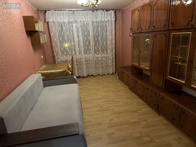 Продаж 3 кімнатної квартири (67/44/8), 7 пов. 12 пов. будинку, <a class="location-link" href="/kiev/" title="Недвижимость Київ">Київ</a>, <a class="location-link" href="/kiev/svyatoshinskij/" title="Недвижимость Святошинський район">Святошинський р-н</a>, Генерала Наумова ул., 31 (изображение 2)