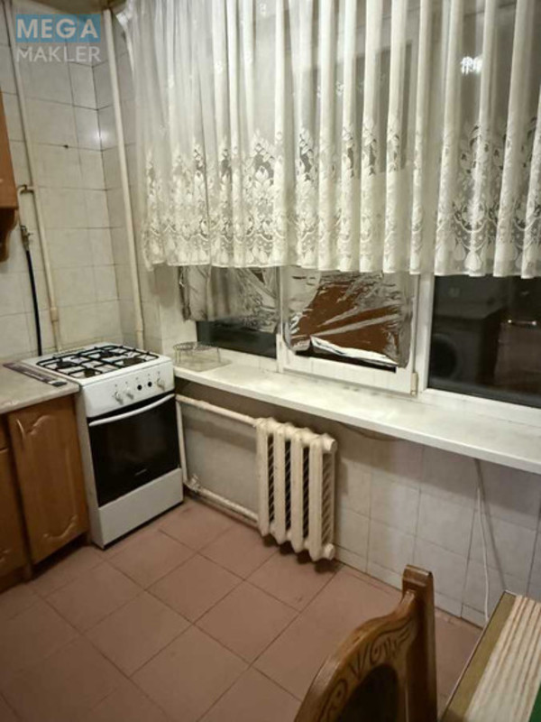 Продаж 3 кімнатної квартири (67/44/8), 7 пов. 12 пов. будинку, <a class="location-link" href="/kiev/" title="Недвижимость Київ">Київ</a>, <a class="location-link" href="/kiev/svyatoshinskij/" title="Недвижимость Святошинський район">Святошинський р-н</a>, Генерала Наумова ул., 31 (изображение 11)