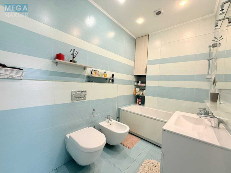 Оренда 3 кімнатної квартири, <a class="location-link" href="/kiev/" title="Недвижимость Київ">Київ</a>, <a class="location-link" href="/kiev/shevchenkovskij/" title="Недвижимость Шевченківський район">Шевченківський р-н</a>, Вячеслава Чорновола вул., 25 (изображение 9)