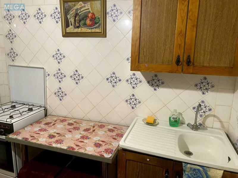 Оренда 3 кімнатної квартири, <a class="location-link" href="/kiev/" title="Недвижимость Київ">Київ</a>, <a class="location-link" href="/kiev/podolskij/" title="Недвижимость Подільський район">Подільський р-н</a>, Светлицкого ул., 30/20б (изображение 5)