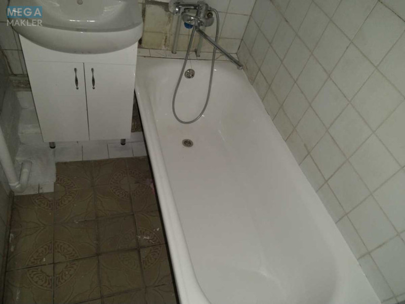 Оренда 2 кімнатної квартири, <a class="location-link" href="/kiev/" title="Недвижимость Київ">Київ</a>, <a class="location-link" href="/kiev/desnyanskij/" title="Недвижимость Деснянський район">Деснянський р-н</a>, Лесной просп. (изображение 14)