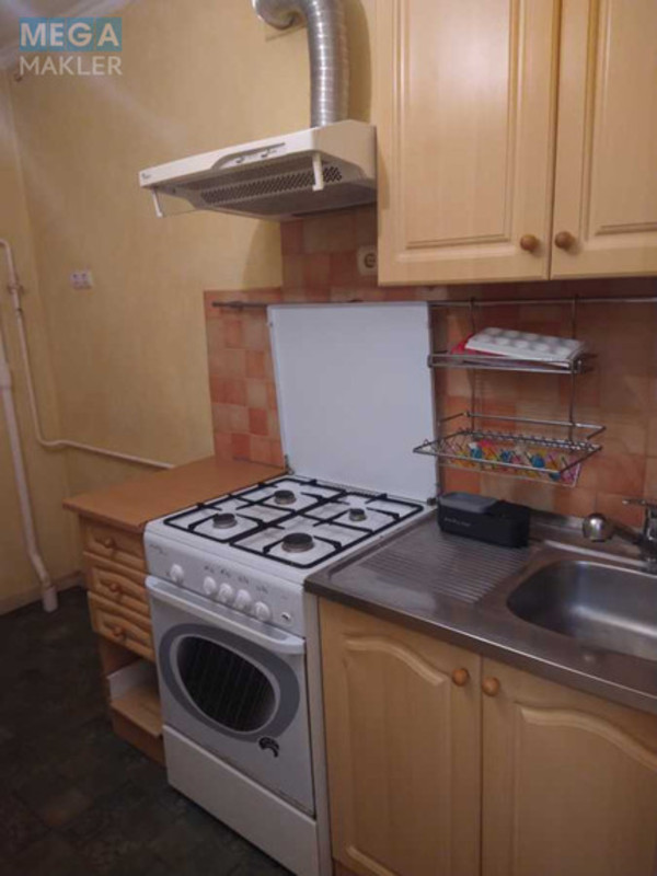 Оренда 2 кімнатної квартири, <a class="location-link" href="/kiev/" title="Недвижимость Київ">Київ</a>, <a class="location-link" href="/kiev/pecherskij/" title="Недвижимость Печерський район">Печерський р-н</a>, Кловский спуск (изображение 13)