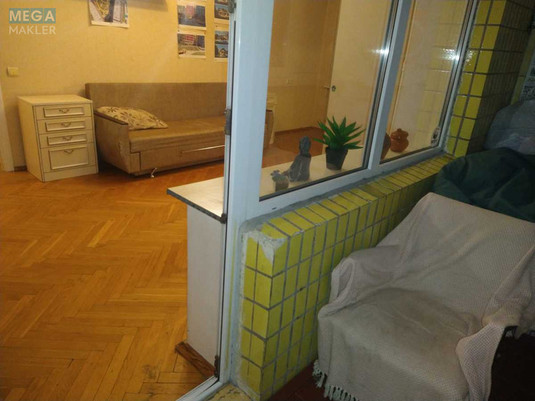 Оренда 2 кімнатної квартири, <a class="location-link" href="/kiev/" title="Недвижимость Київ">Київ</a>, <a class="location-link" href="/kiev/pecherskij/" title="Недвижимость Печерський район">Печерський р-н</a>, Кловский спуск (изображение 15)