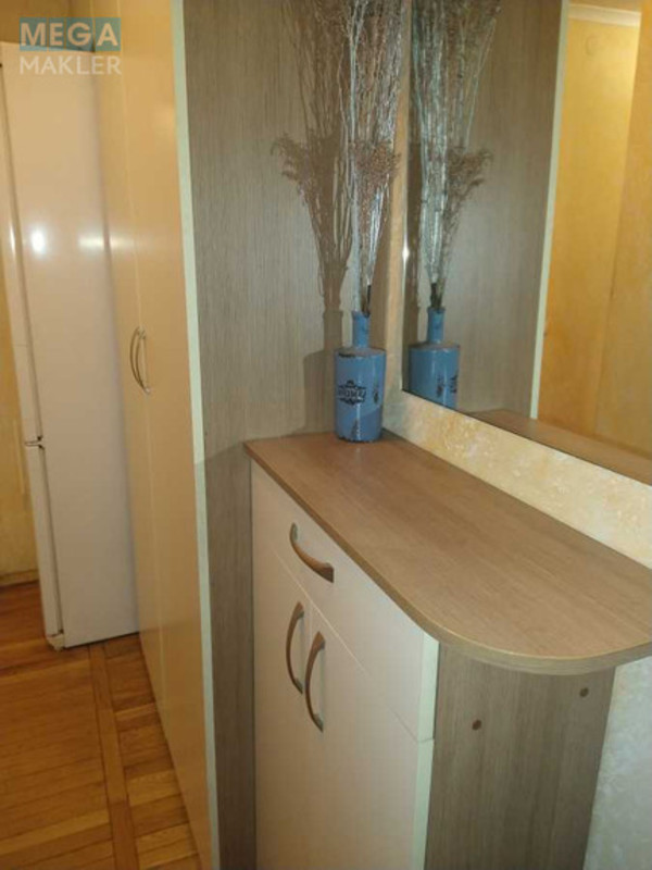 Оренда 2 кімнатної квартири, <a class="location-link" href="/kiev/" title="Недвижимость Київ">Київ</a>, <a class="location-link" href="/kiev/pecherskij/" title="Недвижимость Печерський район">Печерський р-н</a>, Кловский спуск (изображение 18)