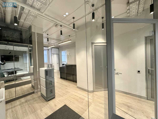 Оренда комерційної нерухомості, 152&nbsp;кв.м, под офис, <a class="location-link" href="/kiev/" title="Недвижимость Київ">Київ</a>, <a class="location-link" href="/kiev/shevchenkovskij/" title="Недвижимость Шевченківський район">Шевченківський р-н</a>, Глибочицька вул., 32б (изображение 2)