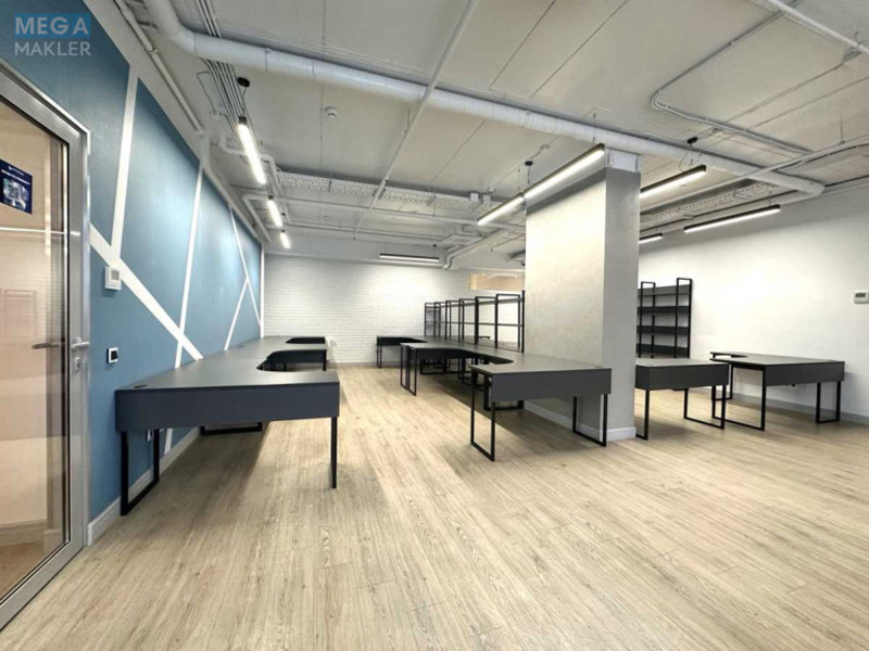 Оренда комерційної нерухомості, 152&nbsp;кв.м, под офис, <a class="location-link" href="/kiev/" title="Недвижимость Київ">Київ</a>, <a class="location-link" href="/kiev/shevchenkovskij/" title="Недвижимость Шевченківський район">Шевченківський р-н</a>, Глибочицька вул., 32б (изображение 6)