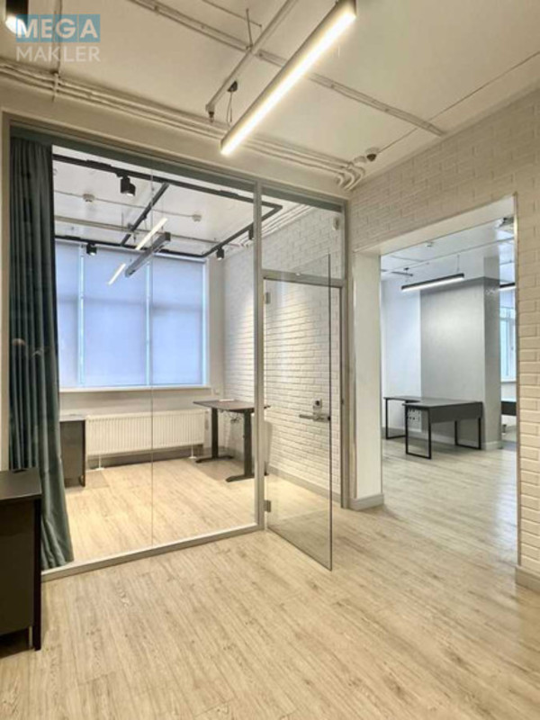 Оренда комерційної нерухомості, 152&nbsp;кв.м, под офис, <a class="location-link" href="/kiev/" title="Недвижимость Київ">Київ</a>, <a class="location-link" href="/kiev/shevchenkovskij/" title="Недвижимость Шевченківський район">Шевченківський р-н</a>, Глибочицька вул., 32б (изображение 11)