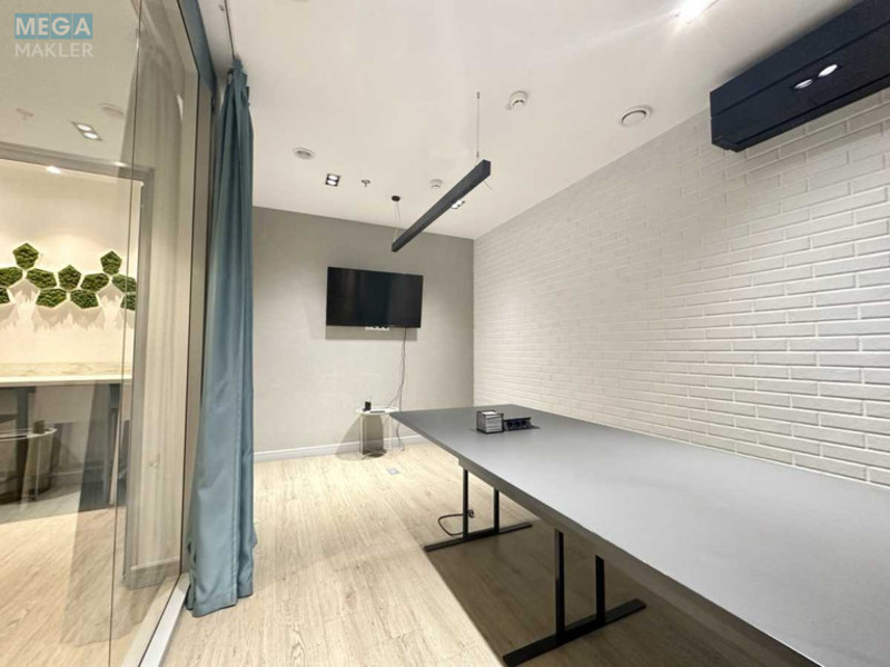 Оренда комерційної нерухомості, 152&nbsp;кв.м, под офис, <a class="location-link" href="/kiev/" title="Недвижимость Київ">Київ</a>, <a class="location-link" href="/kiev/shevchenkovskij/" title="Недвижимость Шевченківський район">Шевченківський р-н</a>, Глибочицька вул., 32б (изображение 24)