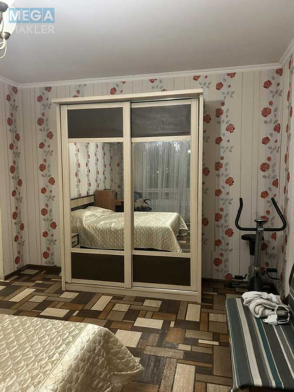 Оренда кімнати (підселення), <a class="location-link" href="/kiev/" title="Недвижимость Київ">Київ</a>, <a class="location-link" href="/kiev/desnyanskij/" title="Недвижимость Деснянський район">Деснянський р-н</a>, Олександра Сабурова вул., 18 (изображение 3)