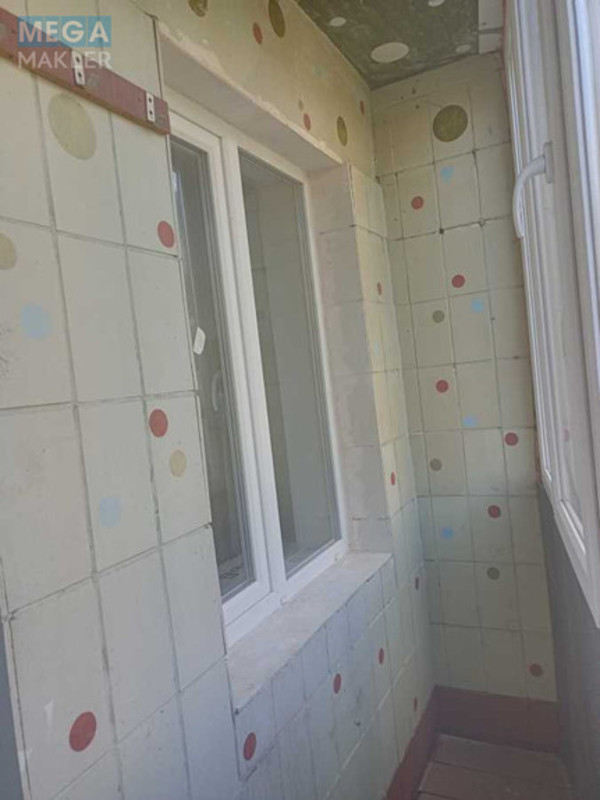 Продаж 1 кімнатної квартири (29/16/5), 2 пов. 9 пов. будинку, <a class="location-link" href="/kiev/" title="Недвижимость Київ">Київ</a>, <a class="location-link" href="/kiev/solomenskij/" title="Недвижимость Солом'янський район">Солом'янський р-н</a>, Васильченко ул., 12 (изображение 10)