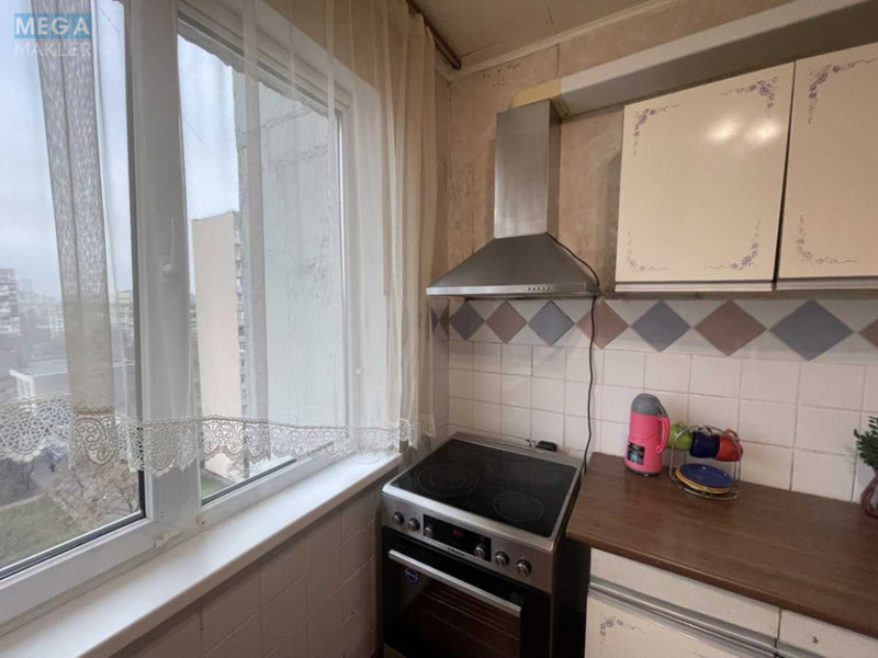 Продаж 3 кімнатної квартири (76/43/8), 12 пов. 16 пов. будинку, <a class="location-link" href="/kiev/" title="Недвижимость Київ">Київ</a>, <a class="location-link" href="/kiev/desnyanskij/" title="Недвижимость Деснянський район">Деснянський р-н</a>, Теодора Драйзера вул., 6А (изображение 6)