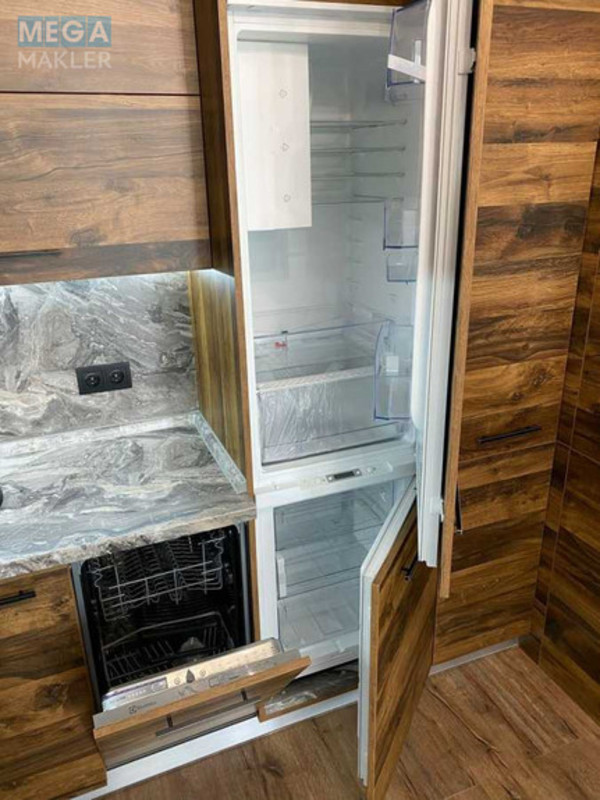 Оренда 1 кімнатної квартири, <a class="location-link" href="/kiev/" title="Недвижимость Київ">Київ</a>, <a class="location-link" href="/kiev/pecherskij/" title="Недвижимость Печерський район">Печерський р-н</a>, Джона Маккейна ул., 3а (изображение 3)