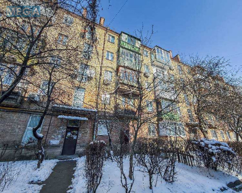 Продаж 3 кімнатної квартири (55/40/5), 5 пов. 5 пов. будинку, <a class="location-link" href="/kiev/" title="Недвижимость Київ">Київ</a>, <a class="location-link" href="/kiev/solomenskij/" title="Недвижимость Солом'янський район">Солом'янський р-н</a>, Шепелєва Миколи вулиця, 6 (изображение 4)