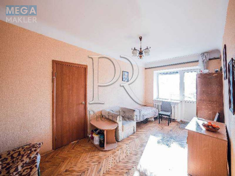 Продаж 3 кімнатної квартири (55/40/5), 5 пов. 5 пов. будинку, <a class="location-link" href="/kiev/" title="Недвижимость Київ">Київ</a>, <a class="location-link" href="/kiev/solomenskij/" title="Недвижимость Солом'янський район">Солом'янський р-н</a>, Шепелєва Миколи вулиця, 6 (изображение 7)