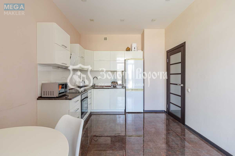 Продаж 2 кімнатної квартири (69,8/35/15), 8 пов. 24 пов. будинку, <a class="location-link" href="/kiev/" title="Недвижимость Київ">Київ</a>, <a class="location-link" href="/kiev/pecherskij/" title="Недвижимость Печерський район">Печерський р-н</a>, Джона Маккейна вул., 7 (изображение 3)