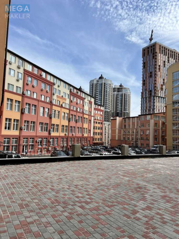 Новобудова, 8 поверхів, <a class="location-link" href="/kiev/" title="Недвижимость Київ">Київ</a>, <a class="location-link" href="/kiev/shevchenkovskij/" title="Недвижимость Шевченківський район">Шевченківський р-н</a>, Глубочицкая ул., 17 (изображение 17)