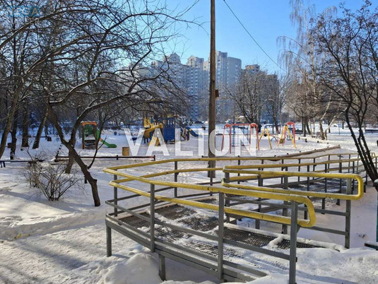 Продаж 1 кімнатної квартири (31/11,8/9,2), 1 пов. 15 пов. будинку, <a class="location-link" href="/kiev/" title="Недвижимость Київ">Київ</a>, <a class="location-link" href="/kiev/svyatoshinskij/" title="Недвижимость Святошинський район">Святошинський р-н</a>, Чорнобильська вул., 24/26 (изображение 9)