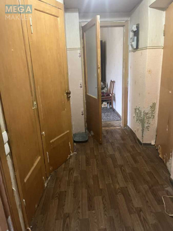 Продаж 2 кімнатної квартири (46/?/6), 5 пов. 5 пов. будинку, <a class="location-link" href="/kiev/" title="Недвижимость Київ">Київ</a>, <a class="location-link" href="/kiev/shevchenkovskij/" title="Недвижимость Шевченківський район">Шевченківський р-н</a>, Салютна вул., 8 (изображение 12)