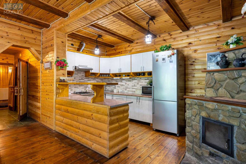 Продаж дома, 2&nbsp;поверху, 239&nbsp;кв.м, 6&nbsp;кімнат, ділянка 12&nbsp;соток, <a class="location-link" href="/yaremche/" title="Недвижимость Яремче">Яремче</a>, Кам янка (изображение 2)