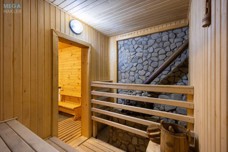 Продаж дома, 2&nbsp;поверху, 239&nbsp;кв.м, 6&nbsp;кімнат, ділянка 12&nbsp;соток, <a class="location-link" href="/yaremche/" title="Недвижимость Яремче">Яремче</a>, Кам янка (изображение 12)