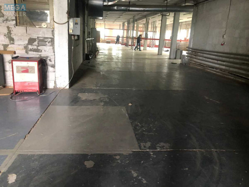 Продаж комплексу будівель та споруд, 6&nbsp;500&nbsp;кв.м, под производство, <a class="location-link" href="/kiev/" title="Недвижимость Київ">Київ</a>, <a class="location-link" href="/kiev/goloseevskij/" title="Недвижимость Голосіївський район">Голосіївський р-н</a>, Академика Глушкова просп. (изображение 3)