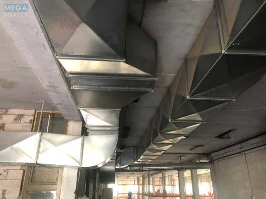 Продаж комплексу будівель та споруд, 6&nbsp;500&nbsp;кв.м, под производство, <a class="location-link" href="/kiev/" title="Недвижимость Київ">Київ</a>, <a class="location-link" href="/kiev/goloseevskij/" title="Недвижимость Голосіївський район">Голосіївський р-н</a>, Академика Глушкова просп. (изображение 4)