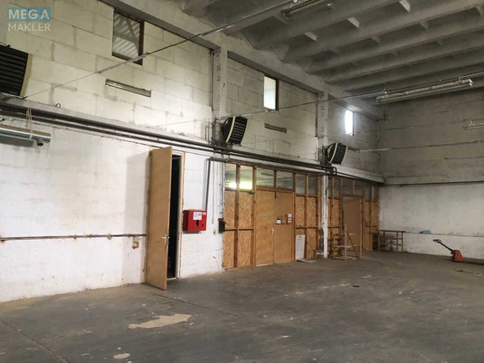 Продаж комплексу будівель та споруд, 6&nbsp;500&nbsp;кв.м, под производство, <a class="location-link" href="/kiev/" title="Недвижимость Київ">Київ</a>, <a class="location-link" href="/kiev/goloseevskij/" title="Недвижимость Голосіївський район">Голосіївський р-н</a>, Академика Глушкова просп. (изображение 5)