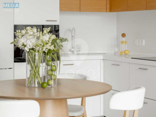 Продаж 1 кімнатної квартири (55/?/25), 17 пов. 24 пов. будинку, <a class="location-link" href="/kiev/" title="Недвижимость Київ">Київ</a>, <a class="location-link" href="/kiev/pecherskij/" title="Недвижимость Печерський район">Печерський р-н</a>, Ділова вул., 1/2 (изображение 6)