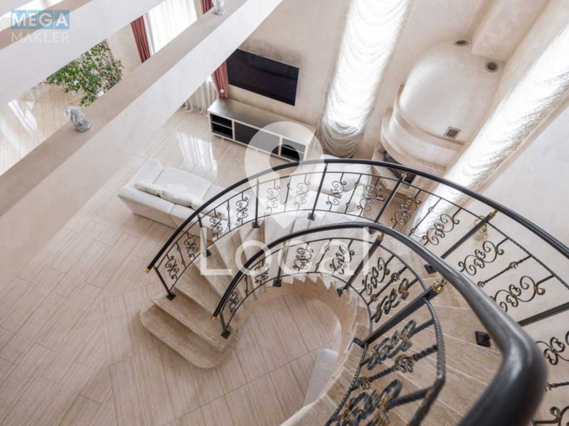 Продаж дома, 3&nbsp;поверху, 460&nbsp;кв.м, 8&nbsp;кімнат, ділянка 15&nbsp;соток, <a class="location-link" href="/podgorcy-selo/" title="Недвижимость Підгірці">Підгірці</a>, Боровкова (изображение 8)