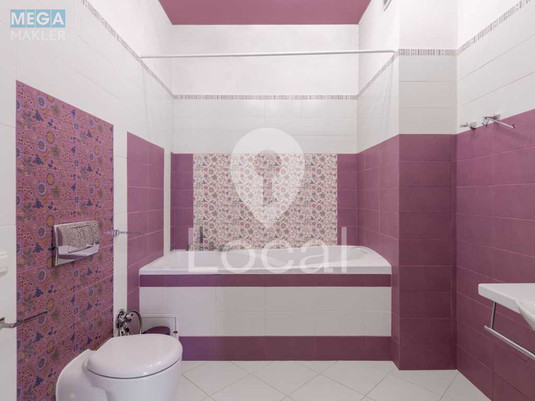 Продаж дома, 3&nbsp;поверху, 460&nbsp;кв.м, 8&nbsp;кімнат, ділянка 15&nbsp;соток, <a class="location-link" href="/podgorcy-selo/" title="Недвижимость Підгірці">Підгірці</a>, Боровкова (изображение 15)