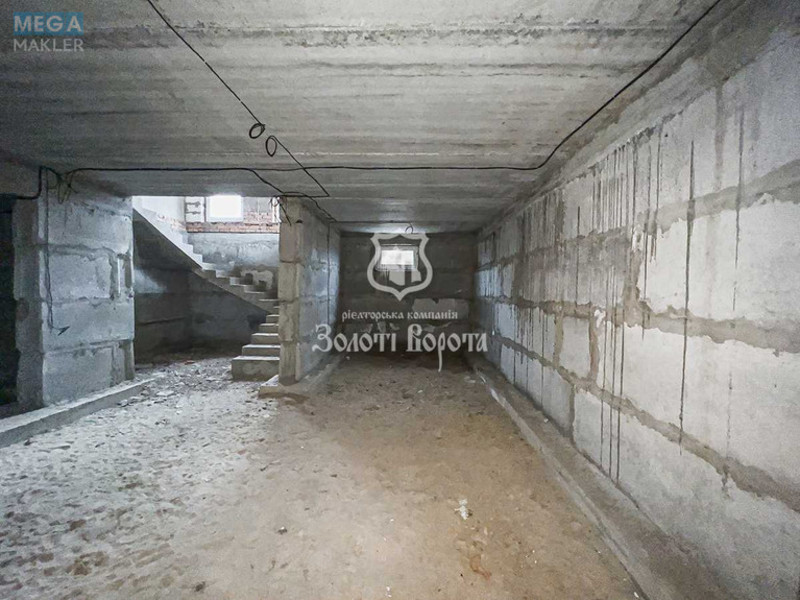 Продаж дома, 3&nbsp;поверху, 257&nbsp;кв.м, 5&nbsp;кімнат, ділянка 12&nbsp;соток, <a class="location-link" href="/mihajlovka-rubezhovka/" title="Недвижимость Михайлівка-Рубежівка">Михайлівка-Рубежівка</a>, Соломії Крушельницької, 25 (изображение 23)