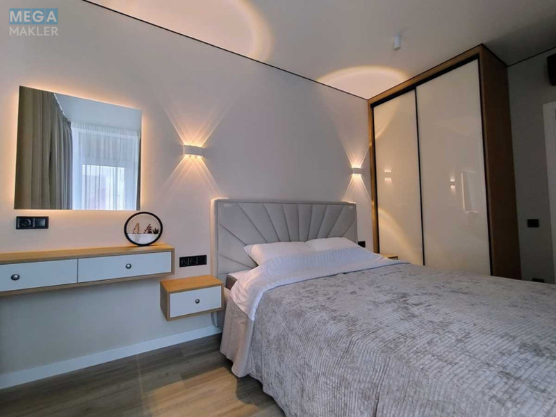 Продаж 3 кімнатної квартири (78/41/19), 14 пов. 25 пов. будинку, <a class="location-link" href="/kiev/" title="Недвижимость Київ">Київ</a>, <a class="location-link" href="/kiev/podolskij/" title="Недвижимость Подільський район">Подільський р-н</a>, Європейського Союзу просп., 45б (изображение 13)