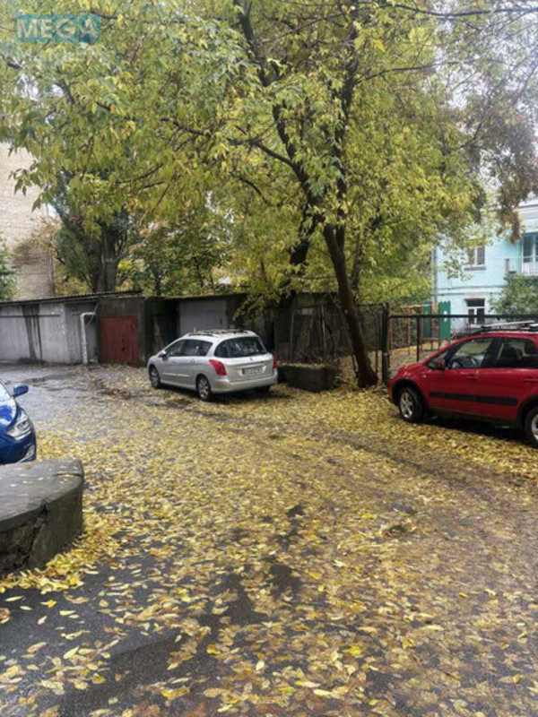 Продаж 1 кімнатної квартири (36/16/9), 5 пов. 5 пов. будинку, <a class="location-link" href="/kiev/" title="Недвижимость Київ">Київ</a>, <a class="location-link" href="/kiev/goloseevskij/" title="Недвижимость Голосіївський район">Голосіївський р-н</a>, Микільсько-Ботанічна вул., 7/9 (изображение 4)