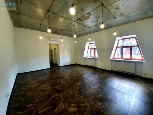 Продаж 3 кімнатної квартири (146/90/23), 4 пов. 6 пов. будинку, <a class="location-link" href="/kiev/" title="Недвижимость Київ">Київ</a>, <a class="location-link" href="/kiev/podolskij/" title="Недвижимость Подільський район">Подільський р-н</a>, Воздвиженская ул., 22 (изображение 2)